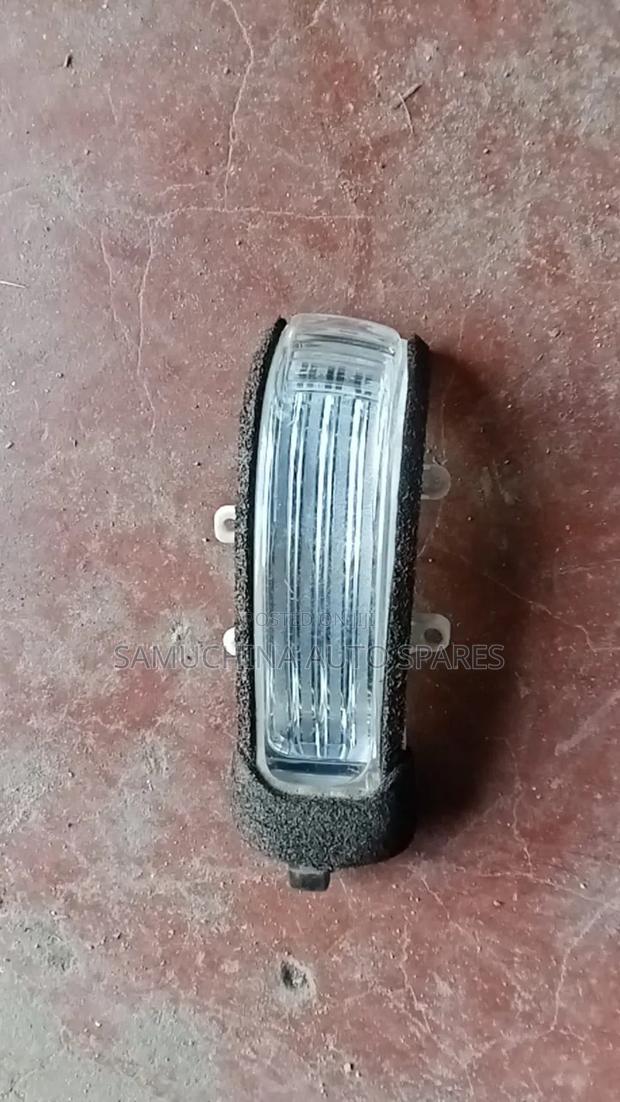 Side Mirror Indicator/Blinker Toyota Rav4/Vanguard