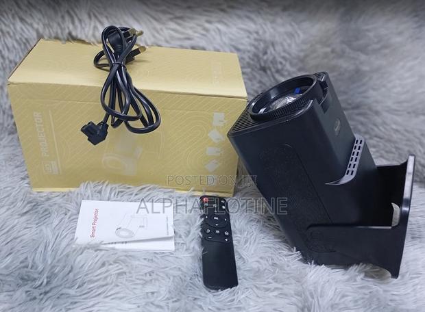 Home Theater Hy320 Android 13 Projector - main view