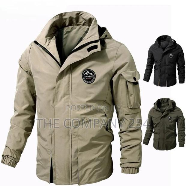 Quality Outdoor All Weather Soft Shell Jacket Available