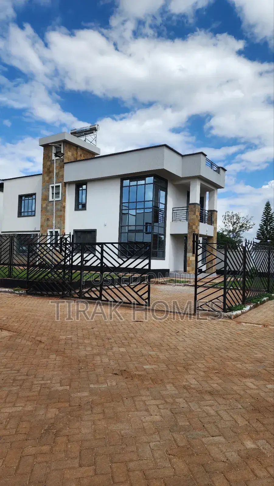 6bdrm Maisonette in Lenana 14Th Groove, Kenyatta Road / Theta for sale