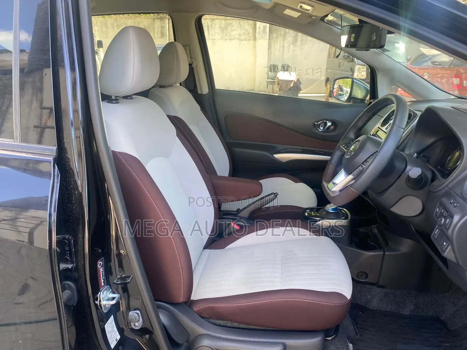 Nissan Note 2018 Black