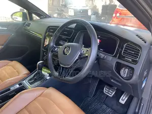 Volkswagen Golf 2018 Gray