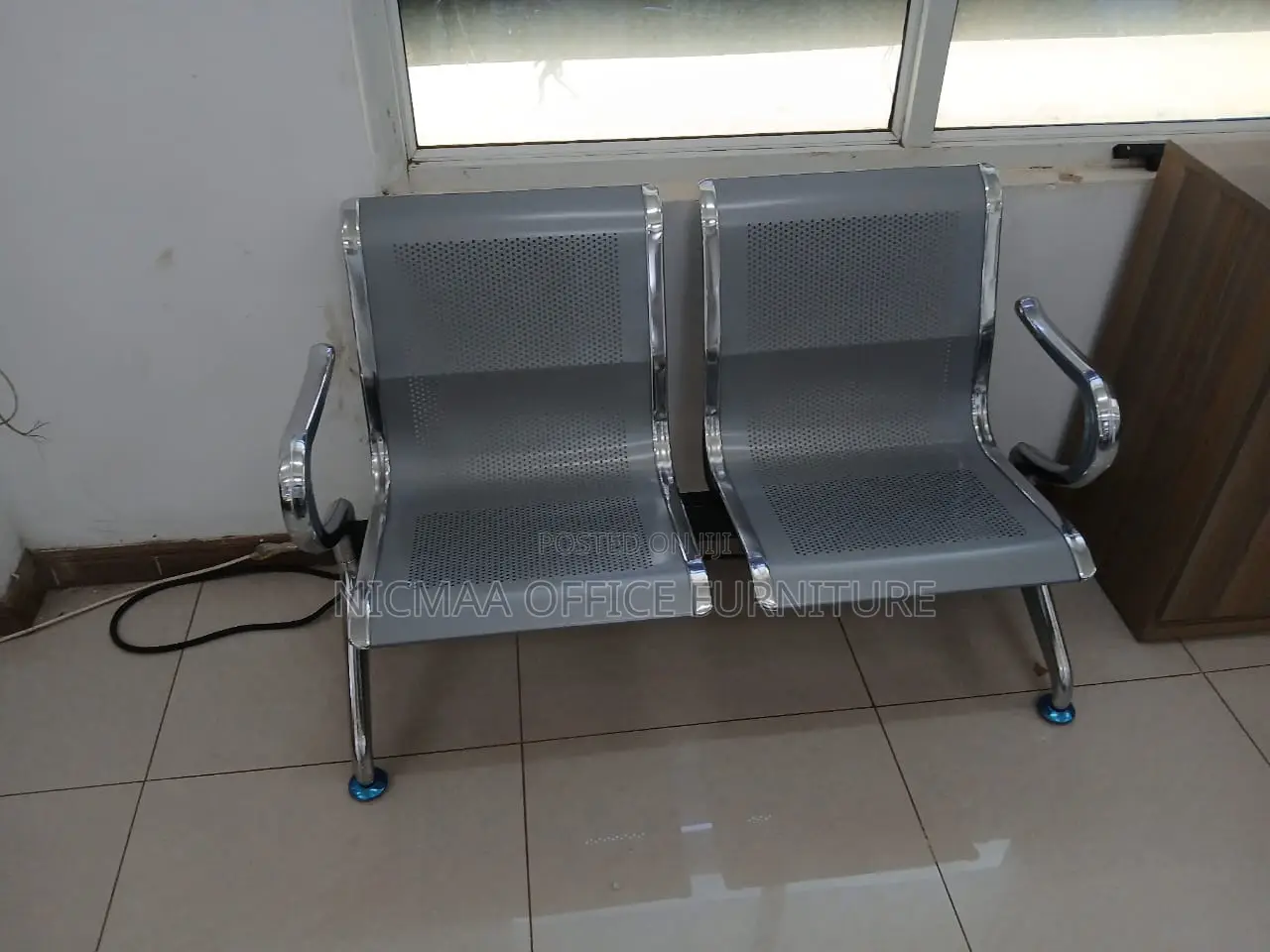 2-Link Ideal for Offices, Clinics Reception Areas Waiting Bench