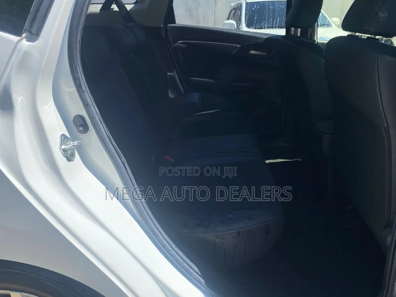 Honda Fit Shuttle 2018 White