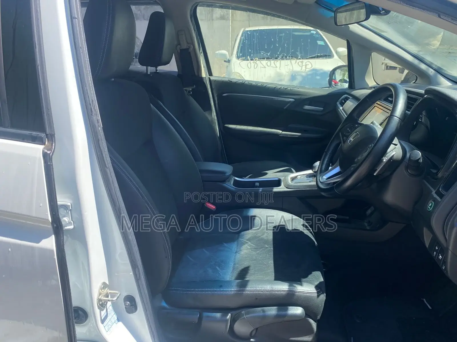 Honda Fit Shuttle 2018 White