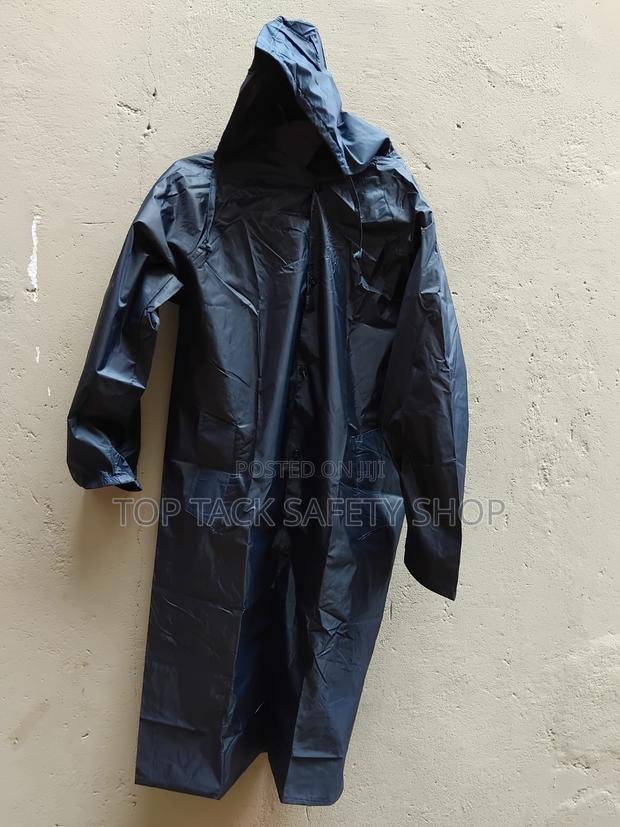 Waterproof Raincoat - thumbnail 2