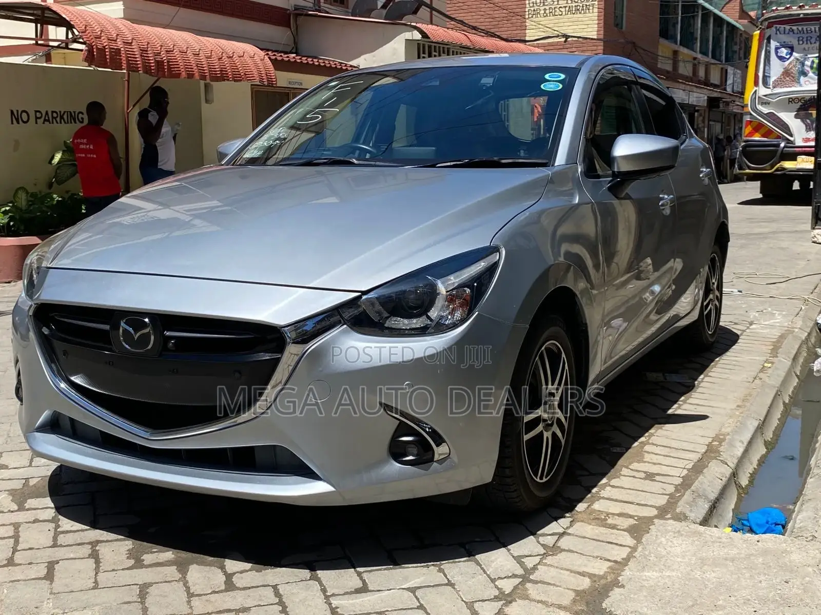 Mazda Demio 2018 Silver