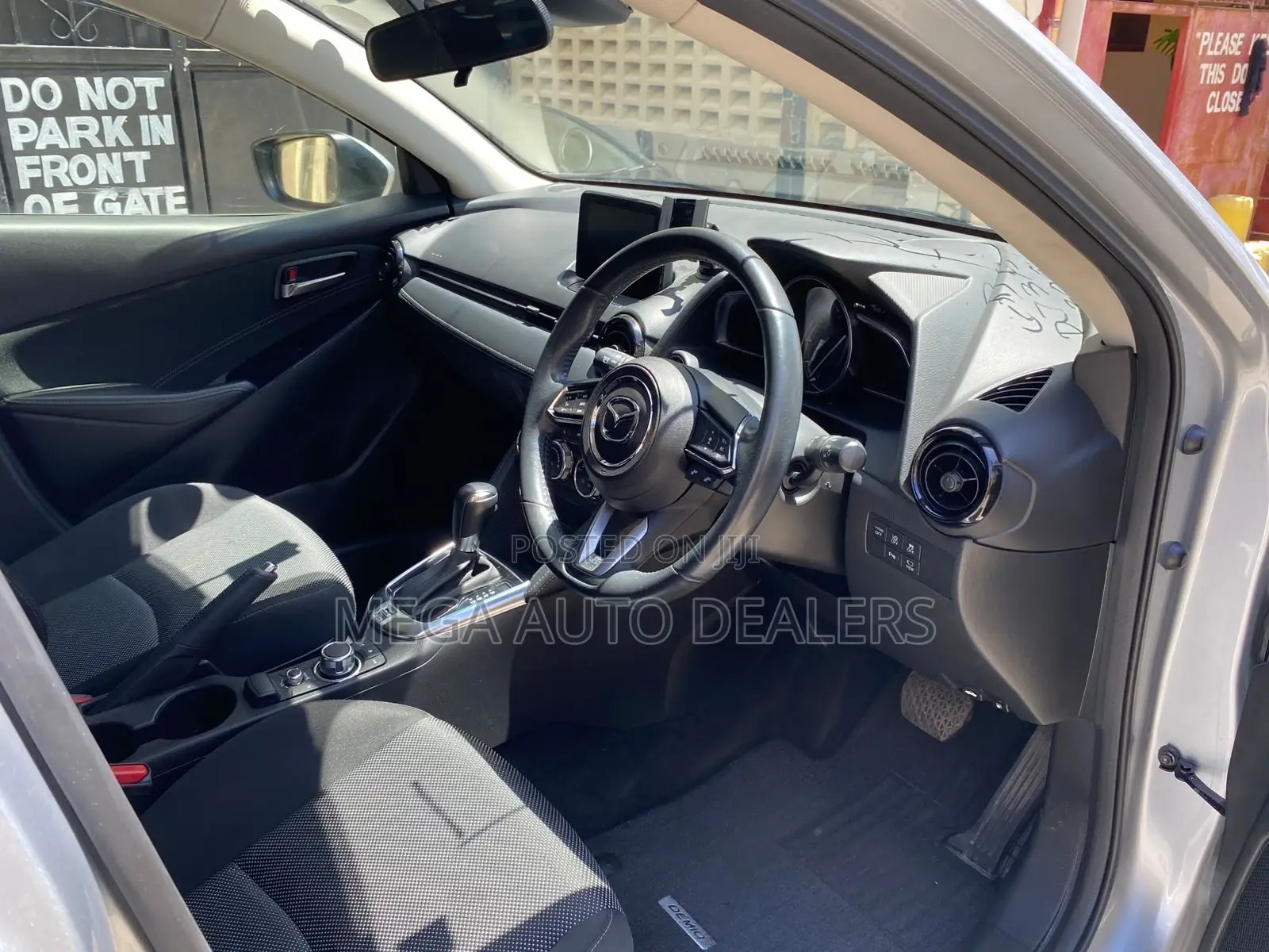 Mazda Demio 2018 Silver