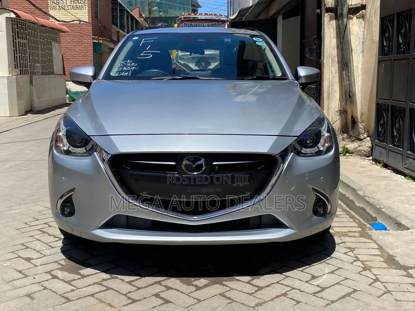Mazda Demio 2018 Silver