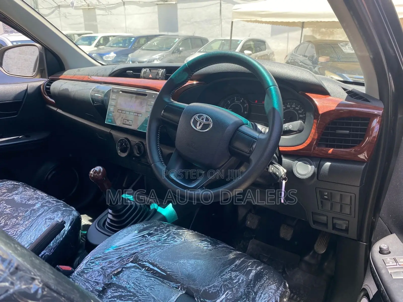 Toyota Hilux 2018 Black