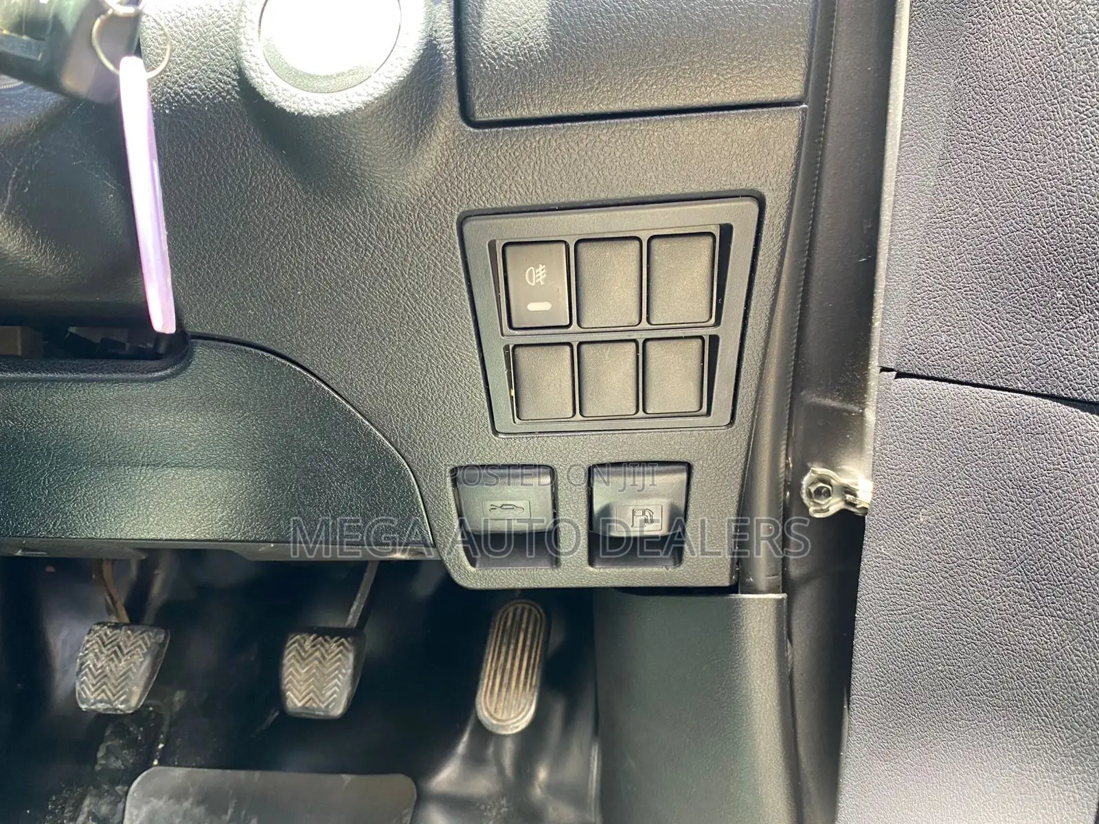 Toyota Hilux 2018 Black