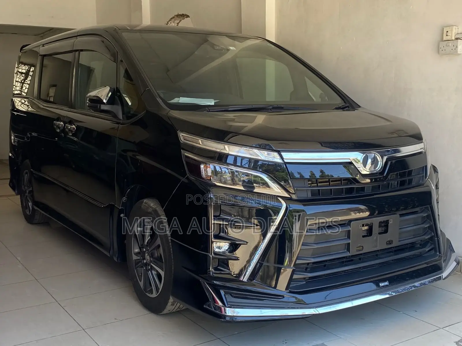 Toyota Voxy 2018 Black