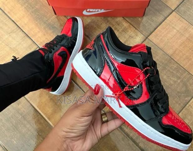 Nike Air Jordan 1 Sizes 40 - 45 - thumbnail 2