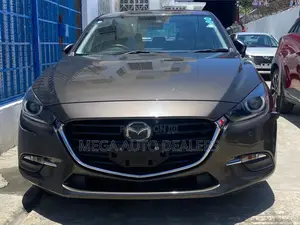Mazda Axela 2018 Brown
