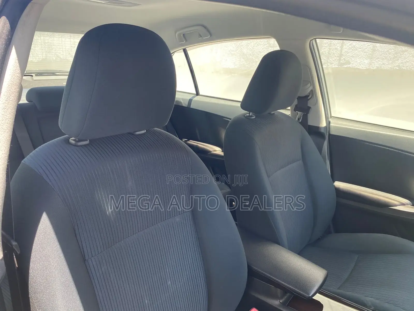 Toyota Allion 2018 Silver