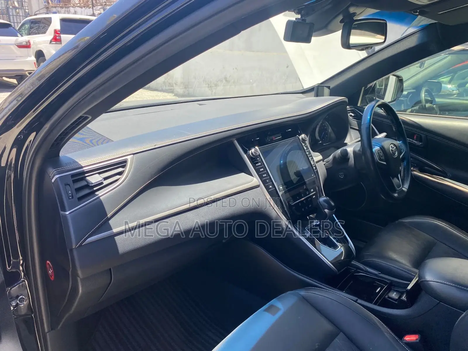 Toyota Harrier 2019 Black
