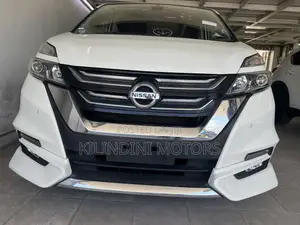 Nissan Serena 2018 White