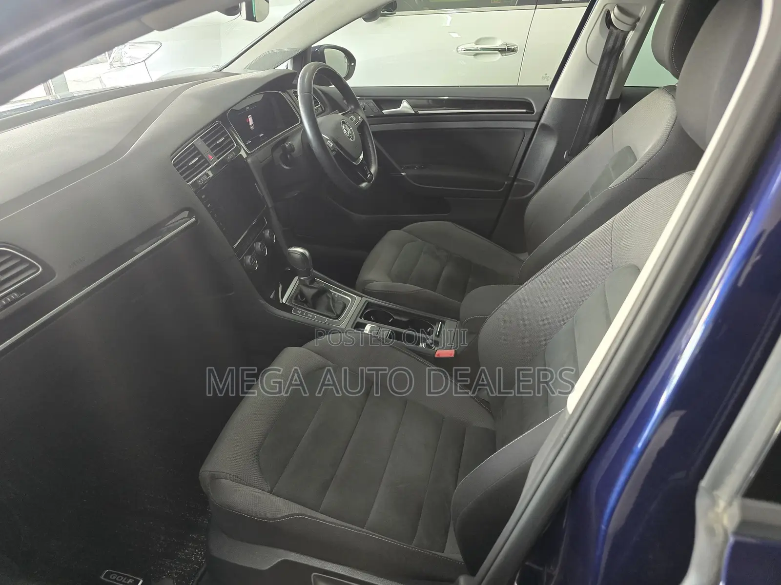 Volkswagen Golf 2018 Blue