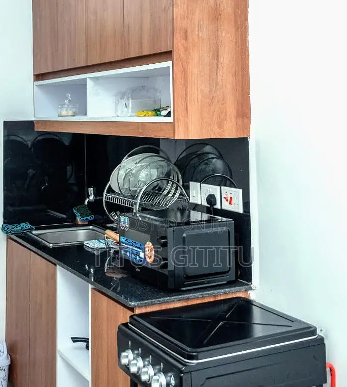 1 Bedroom Airbnb in Roysambu | Furnished | Free Parking Netflix
