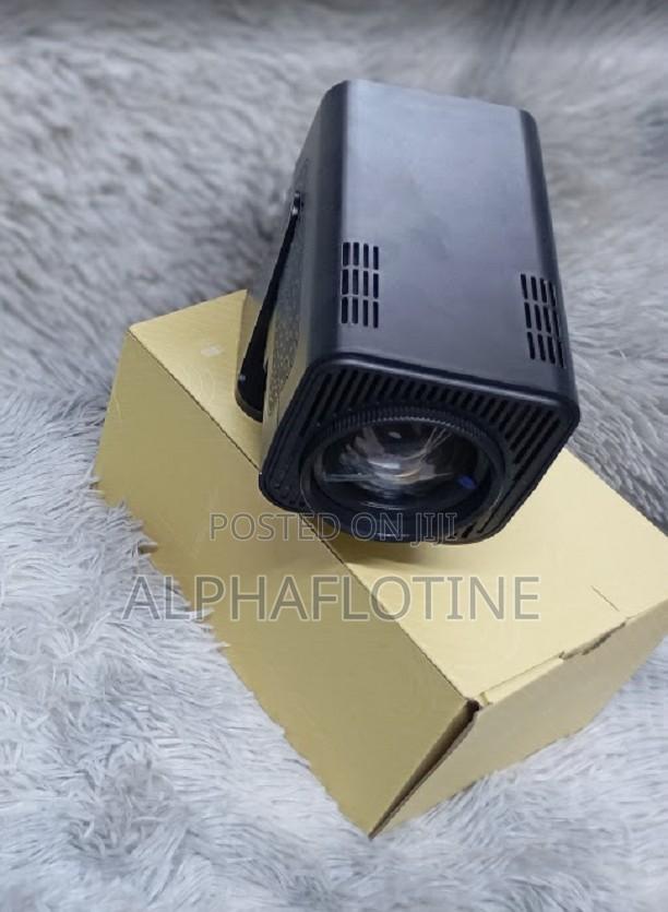 Medium Size 1080p Android 13 Projector-Hy320 - thumbnail 2