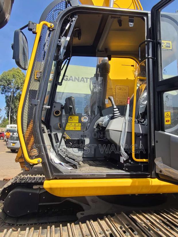 JCB 215 Lc NXT Excavator - main view