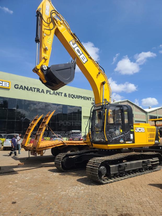 JCB 215 Lc NXT Excavator - thumbnail 4