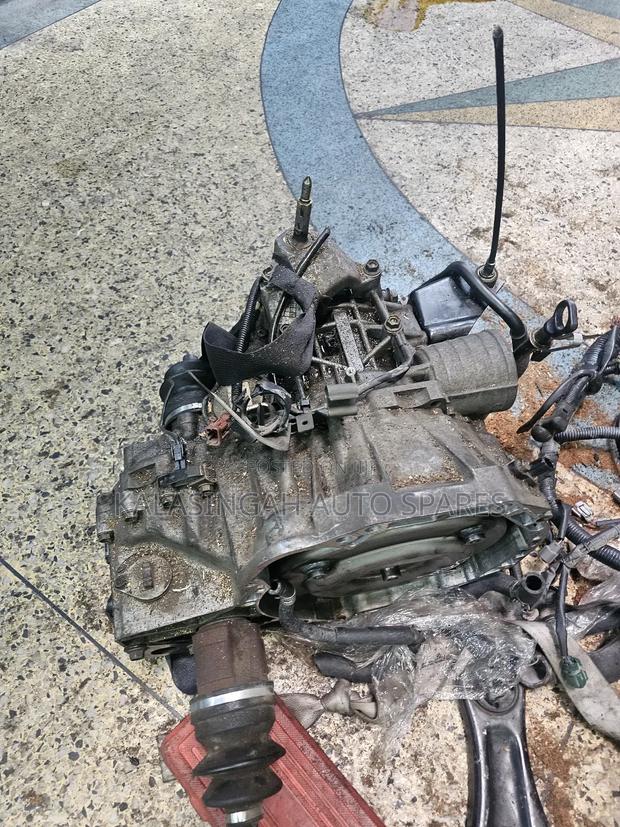 Cr12 Gearbox For Nissan March - main view