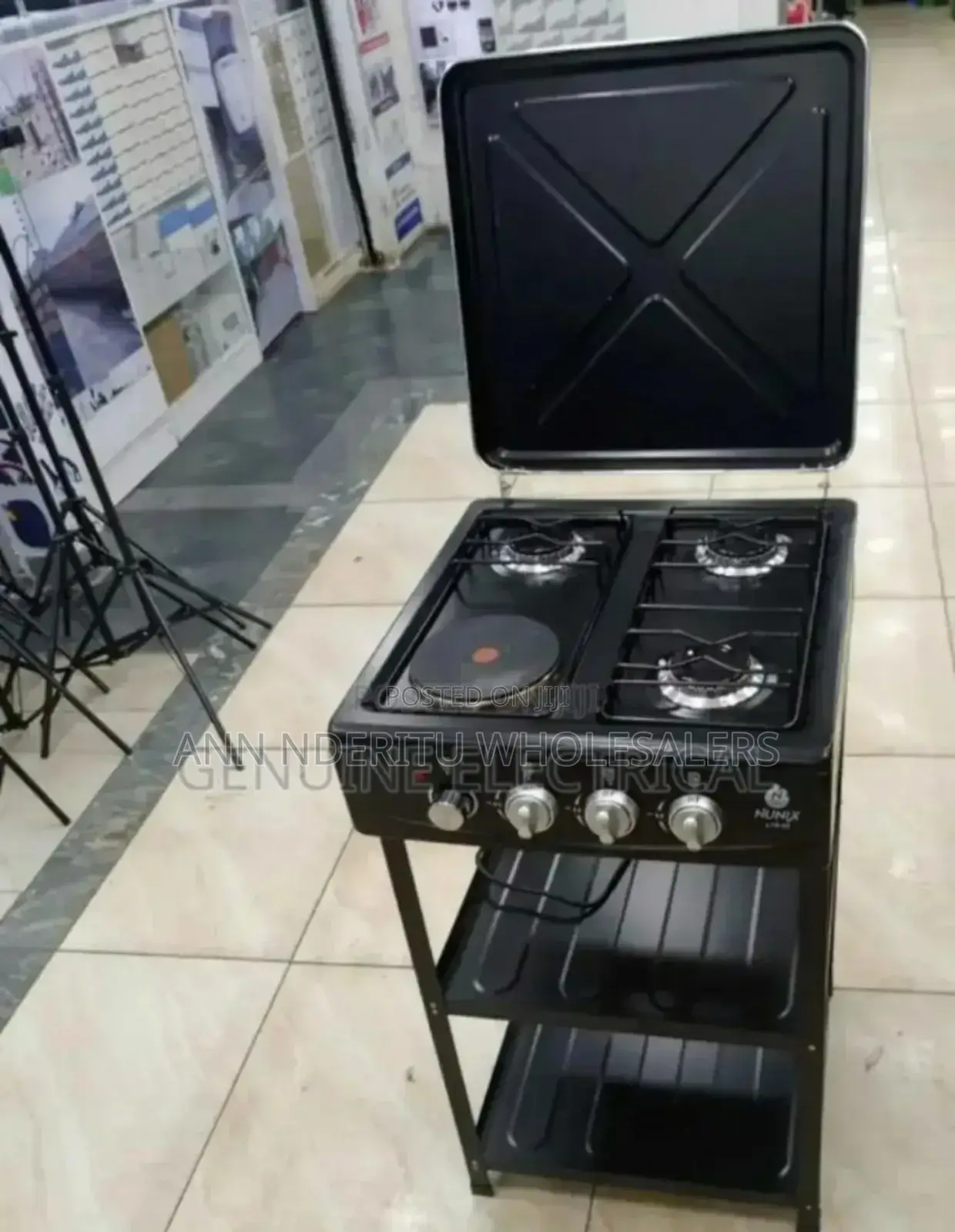 Four Burner- Nunix Cooker With Shelves