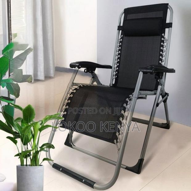 Home Chair : Black Patio Recliner With Adjustable Backrest - main view