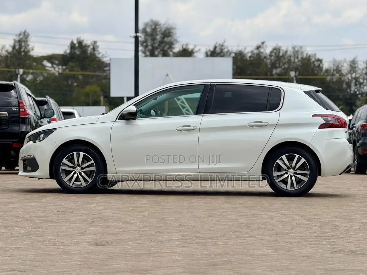 Peugeot 308 2018 White