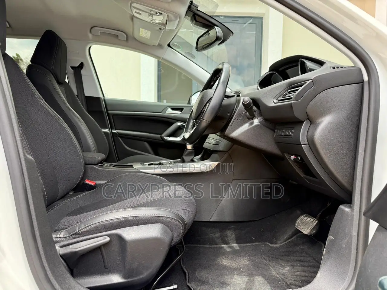 Peugeot 308 2018 White