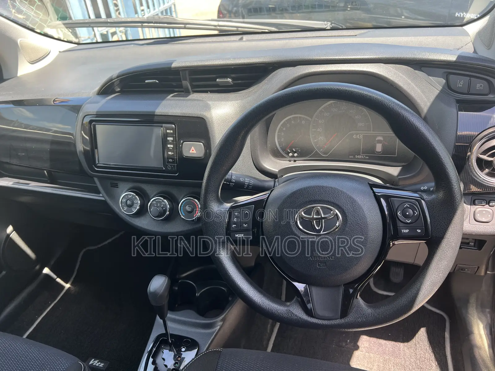 Toyota Vitz 2019 Brown