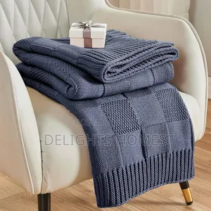 Knitted Throw Blanket_nje