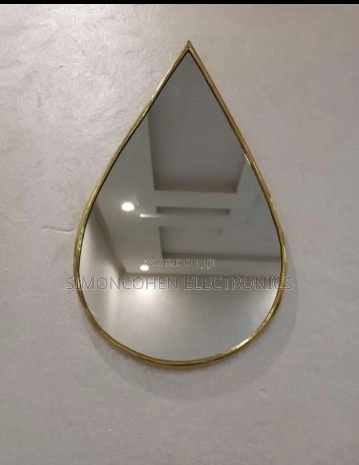 Decorative Oval Shaped Mirror