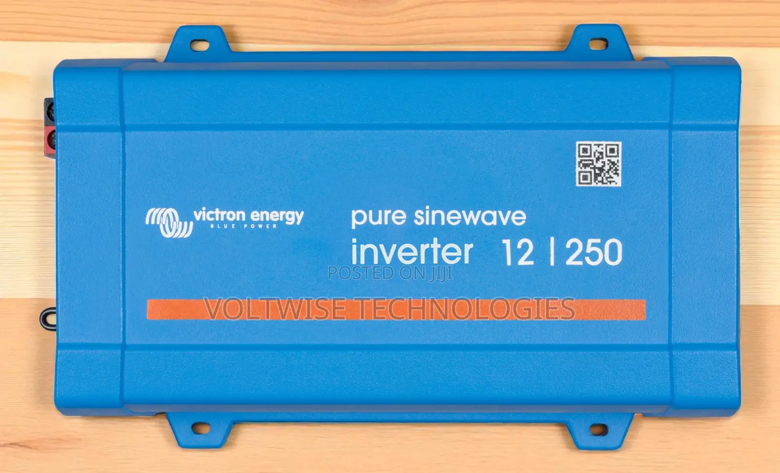 Victron Phoenix 12v/250va Inverter