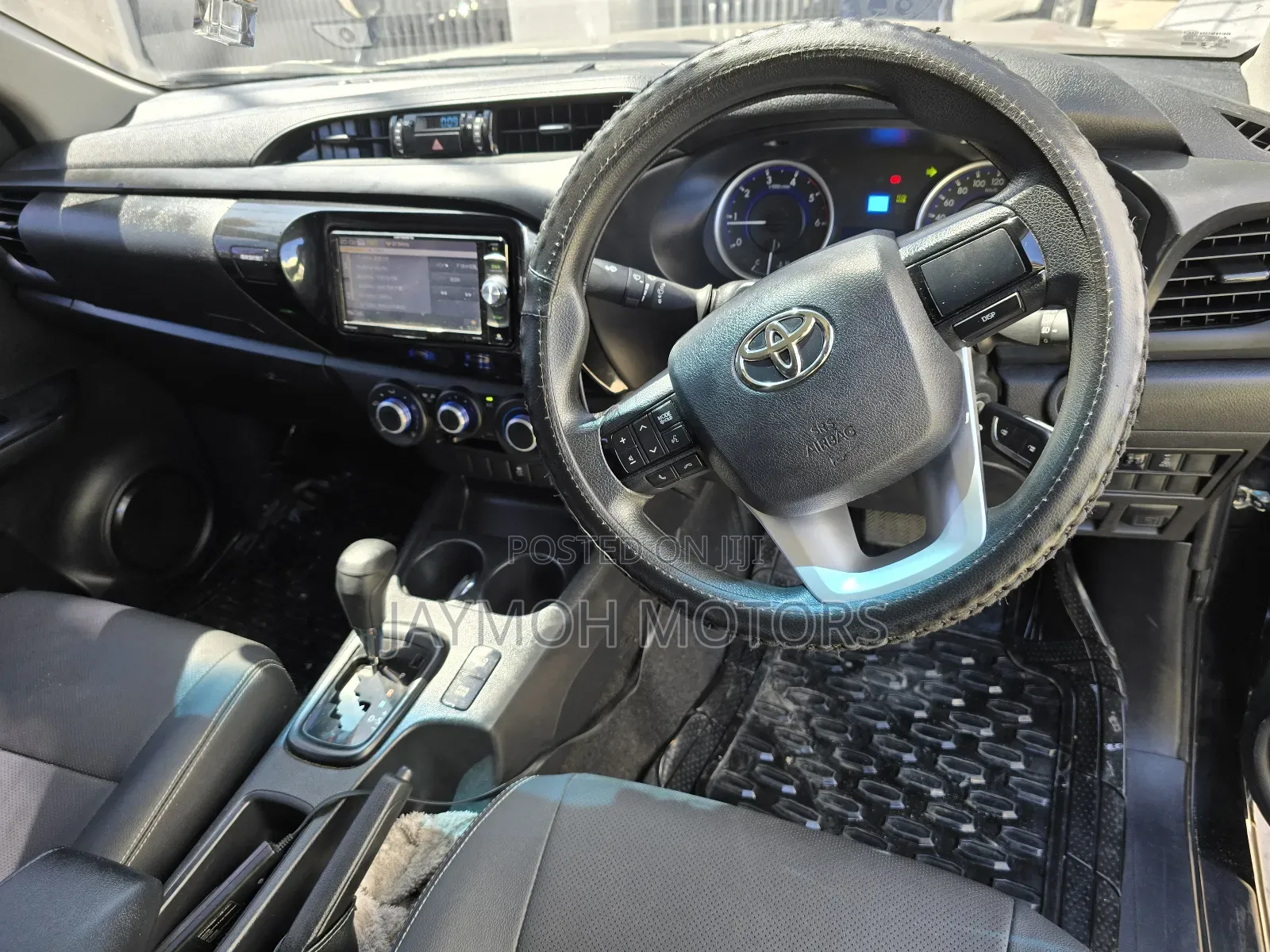Toyota Hilux 2018 Black