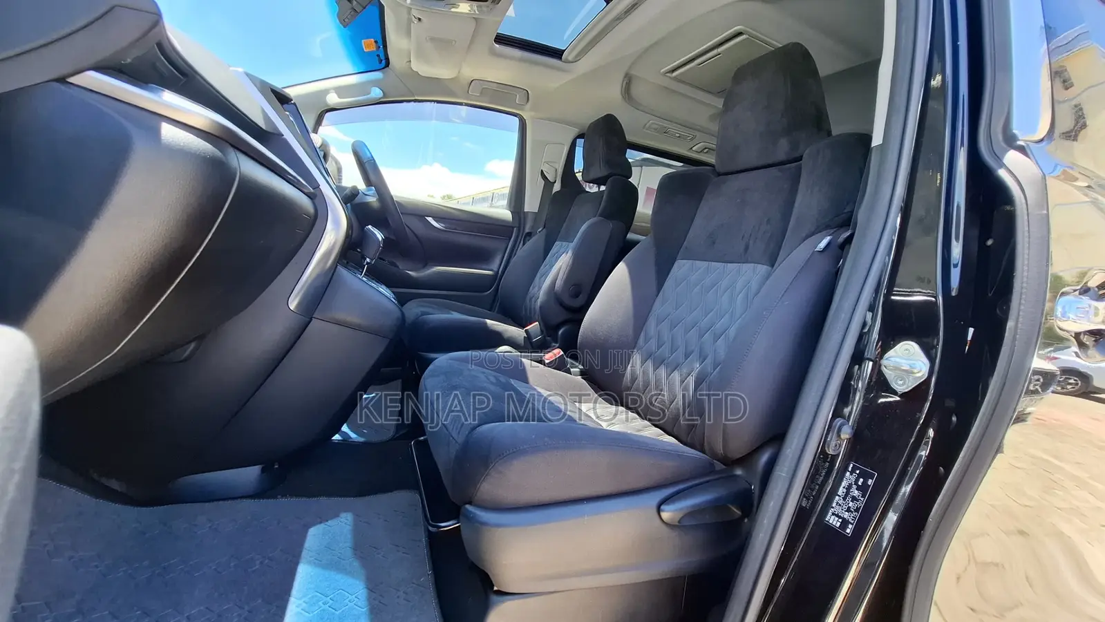 Toyota Alphard 2018 Black
