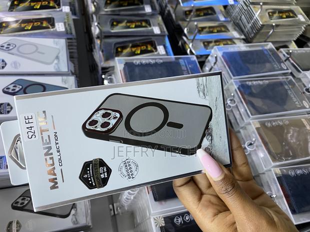 Hens Samsung Galaxy S24 Fe Magnetic Case Slim Translucent Matte - thumbnail 3