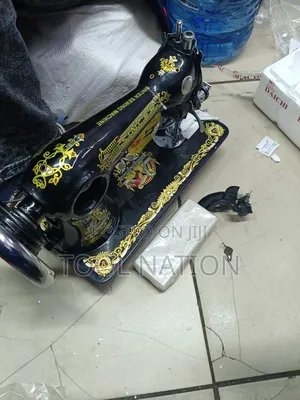 Commercial Sewing Machine