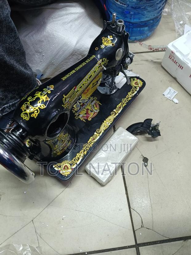 Commercial Sewing Machine