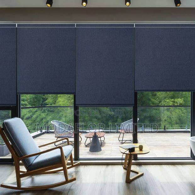 Durable Blackout Roller Blinds – For Office and Home Interiors