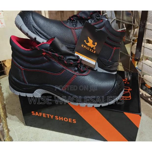 Knicker Safety Boots