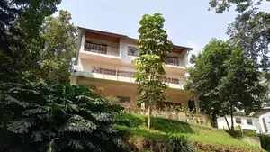 7bdrm House in Kyuna for sale