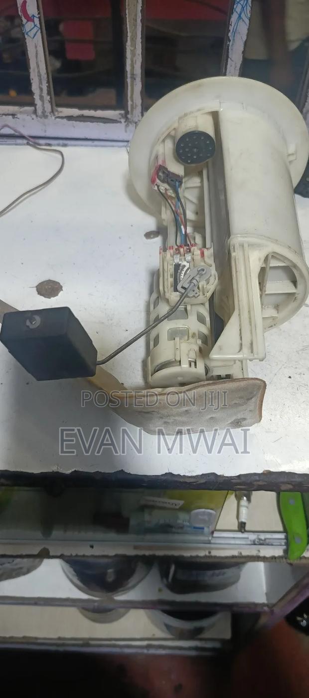 Fuel Pump Vitz Juwela 2012