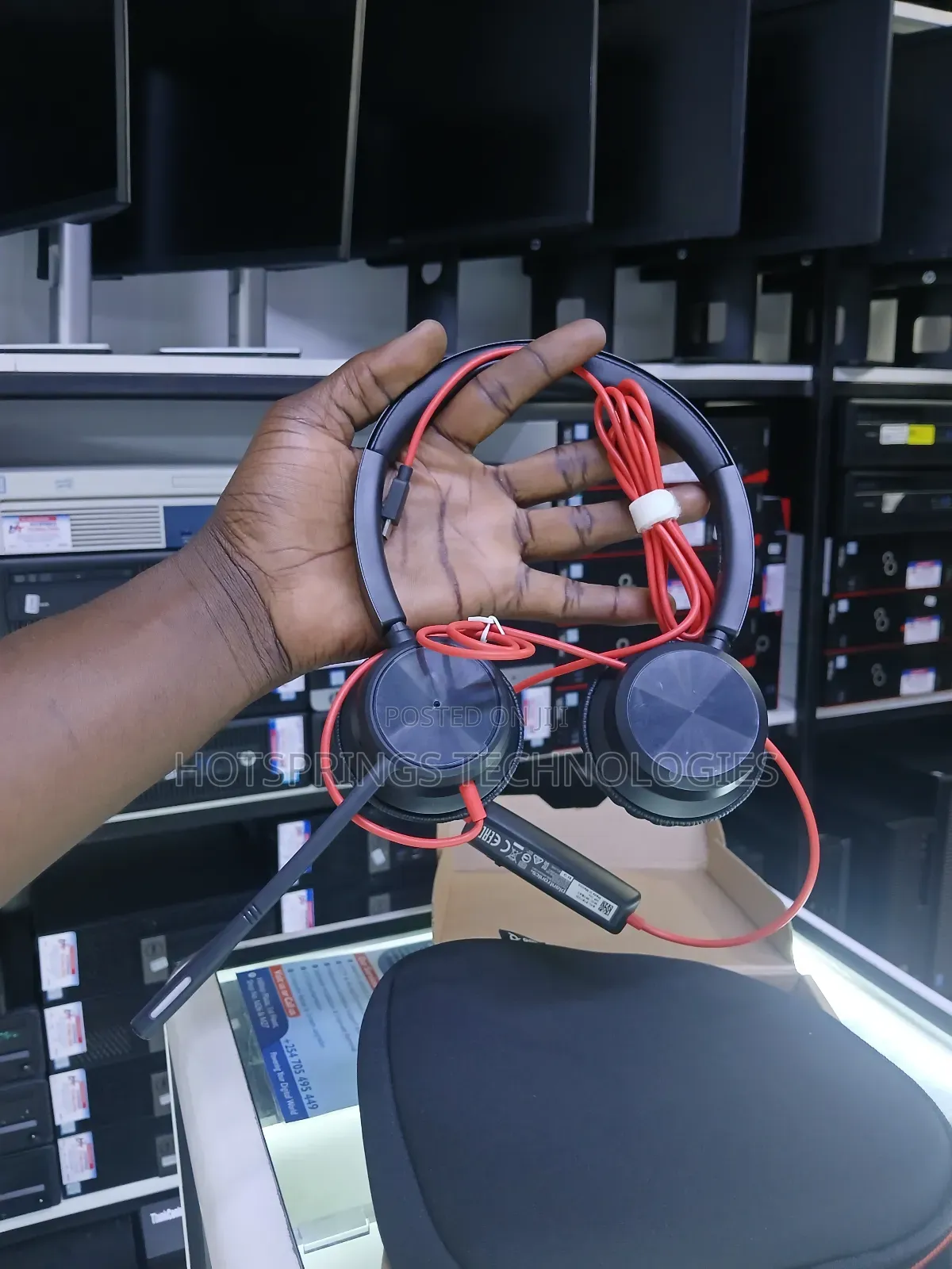 Poly Blackwire 8225