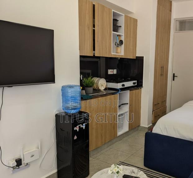 Cozy Studio Airbnb in Roysambu | Furnished | Free Parking Wifi - thumbnail 5