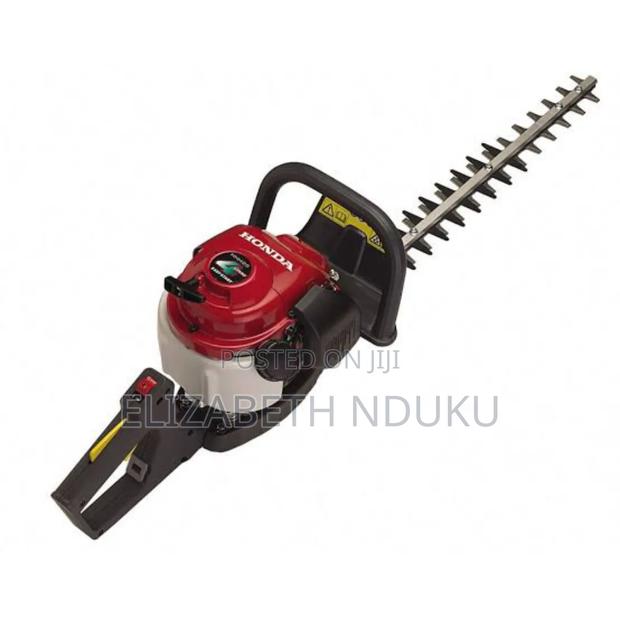 Clean Cut Hedge Trimmer