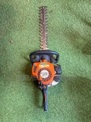 High-Carbon Steel Hedge Trimmer