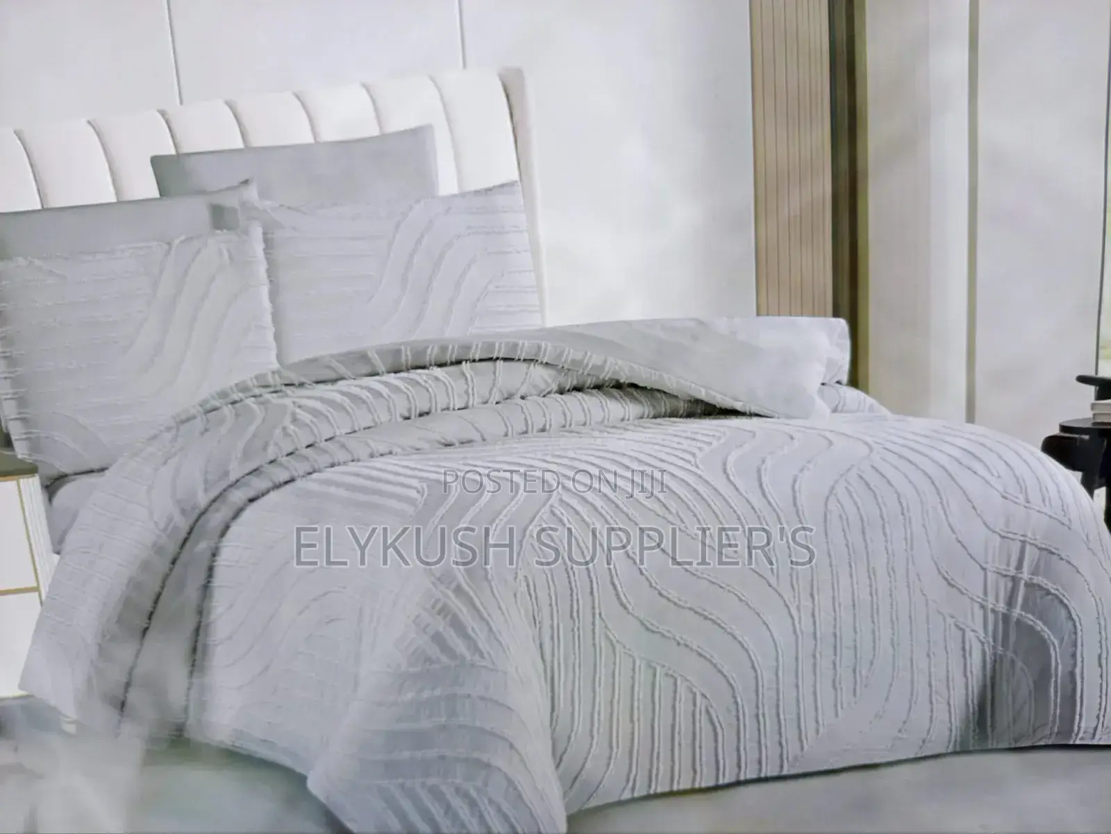 6pc Tufted Duvet Cover
