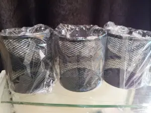 Round Mesh Pen Tray